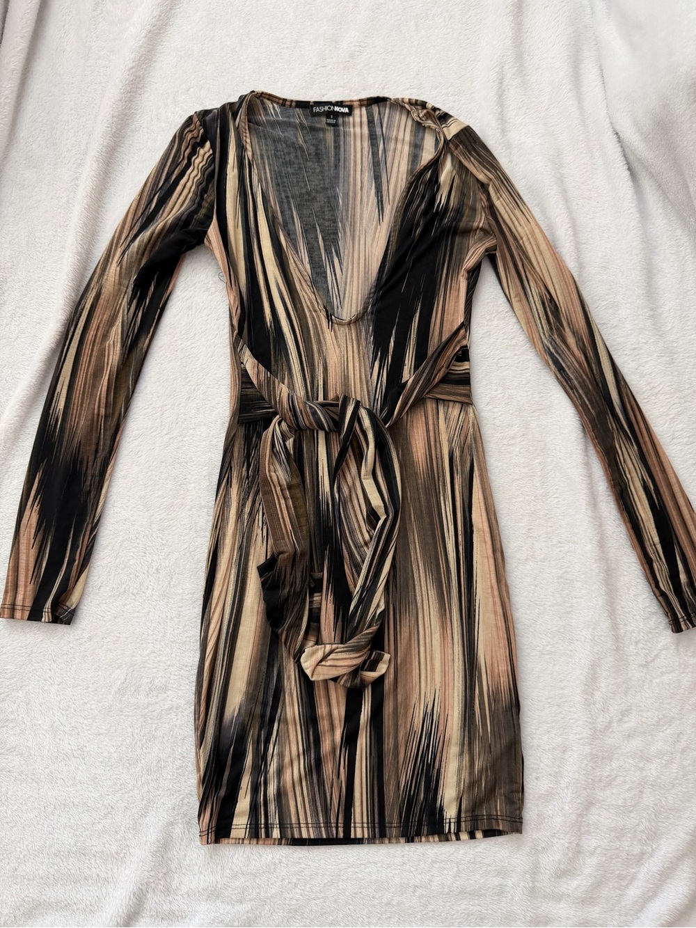 Fashion Nova Black & Brown Tie-Waist Long Sleeve Bodycon Dress